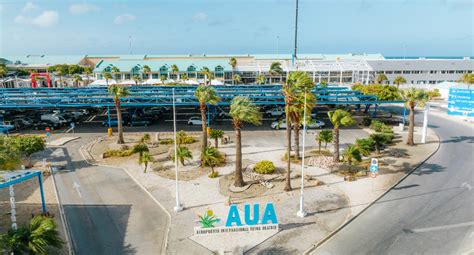 Overzicht van autoverhuurbalies op Aruba Airport
