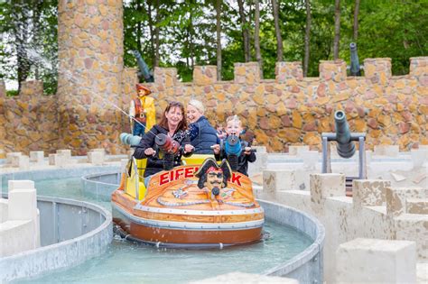 Foto van het Eifelpark Gondorf met diverse attracties
