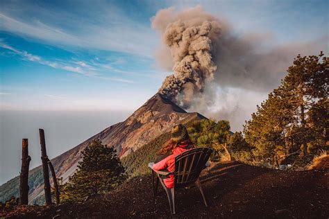 uitzicht op de Fuego-vulkaan vanuit Acatenango