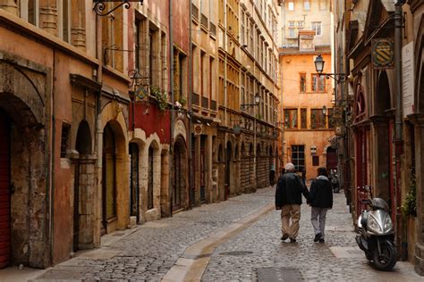 schilderachtige straatjes en traboules in Vieux Lyon