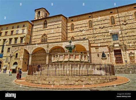 Piazza IV Novembre in Perugia met de Fontana Maggiore