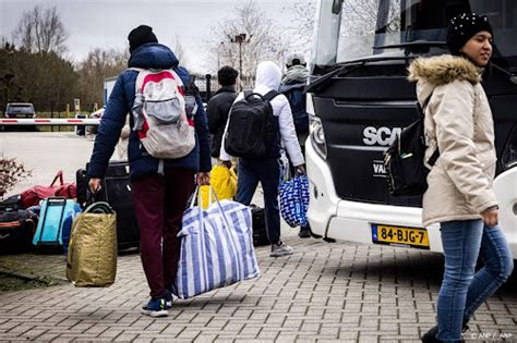 Infographic met gemiddelde vliegtijden en prijzen voor vluchten naar Arizona vanuit Nederland