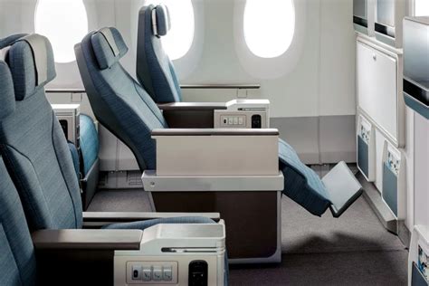 Illustratie van de verschillende opties voor reisextra's bij Cathay Pacific