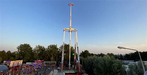 Foto van de Airborne Booster attractie