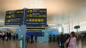 Luchthaven Barcelona met bewegwijzering naar busvervoer