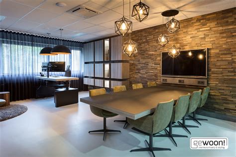 Interieur van een Duingalow met moderne inrichting