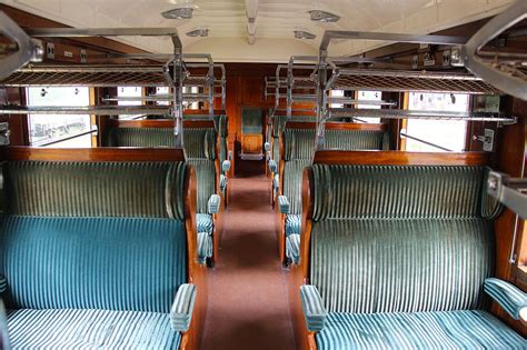Interieur van een Chinese treinwagon met slaapplaatsen (sleepers).