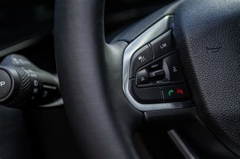 Close-up van het DCT-systeem op het stuur van de Africa Twin