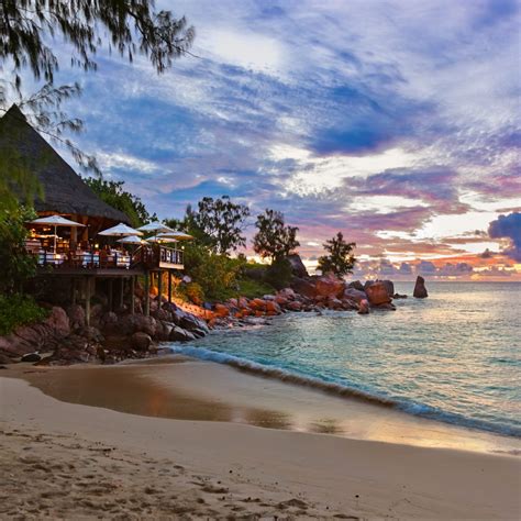 Plattegrond van Europa met gemarkeerde populaire hondvriendelijke vakantiebestemmingen.