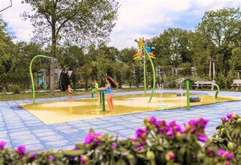 Outdoor spray-park bij Vakantiepark Schaijk