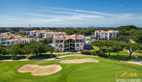 Golfbaan met uitzicht op de oceaan in Punta Cana