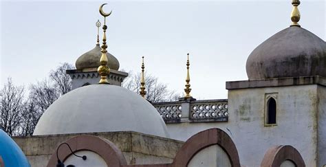 Gedetailleerde weergave van de martelscène in de kerkers van Fata Morgana.