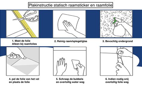 Een persoon die instructies krijgt over het gebruik van een camper