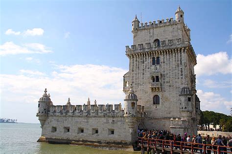 De Torre de Belém aan de oever van de Taag
