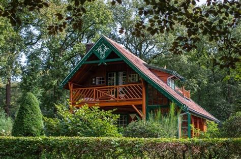 Historisch zomerhuis in chaletstijl op de Veluwe