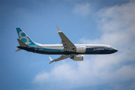 Infographic met de belangrijkste technische verbeteringen van de Boeing 737 MAX ten opzichte van eerdere modellen.