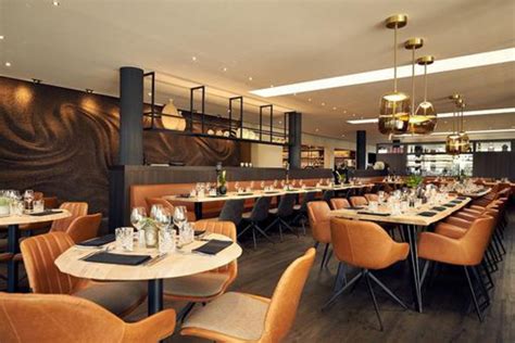 Foto van het restaurant van Van der Valk Hotel Schiphol