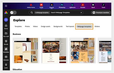 Screenshot van de Adobe Express interface met diverse sjablonen voor reisbrochures.