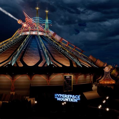 De futuristische façade van Hyperspace Mountain.