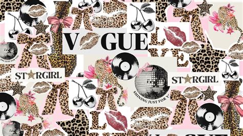 Stadsgezicht van Stockholm met op de achtergrond een kleine skipiste