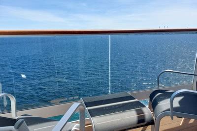 Voorbeeld van een hut met balkon aan boord van de MSC Opera