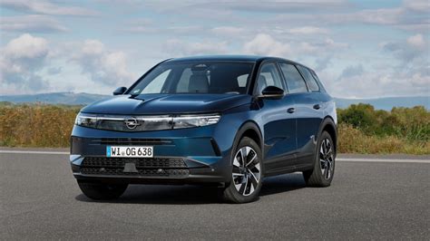 Diverse modellen auto's, van compact tot SUV, die te huur zijn voor 3 maanden.