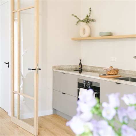 Interieur van een lichte en sfeervolle vakantiewoning van Ory aan Zee.