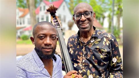 Foto van Jason Eduwaiti en Ronald Snijders