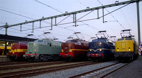 Overzicht van de verschillende klassen en voorzieningen in treinen van NS en NMBS.
