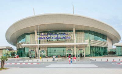 Infographic met de route van Oujda Angads Airport naar het stadscentrum van Oujda.