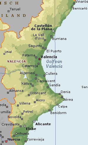 Kaart van Valencia met aangegeven fietspaden en de Turia-rivierbedding.