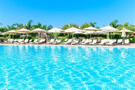 Overzicht van de Turkse kustlijn met diverse All Inclusive resorts
