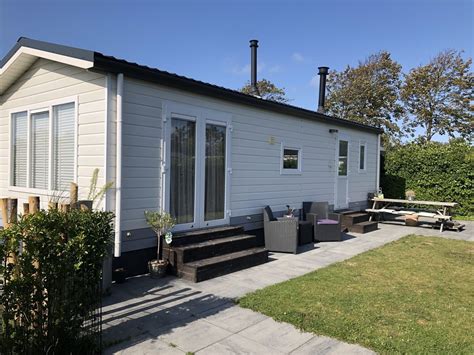 Foto van de stacaravan met veranda in Julianadorp aan Zee