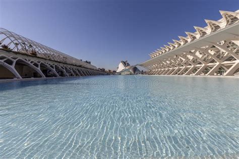 Panoramisch uitzicht op de futuristische Stad van Kunsten en Wetenschappen in Valencia