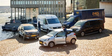 Een selectie van diverse huurauto's en bestelbusjes van DIKS