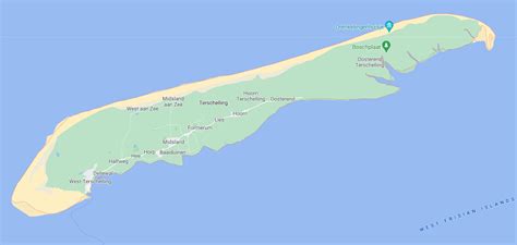 Kaart van Terschelling met de ligging van Midsland en de afstand tot het strand en natuurgebieden.