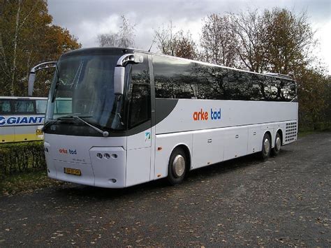 Historische foto van een vroeg Arke bus of kantoor