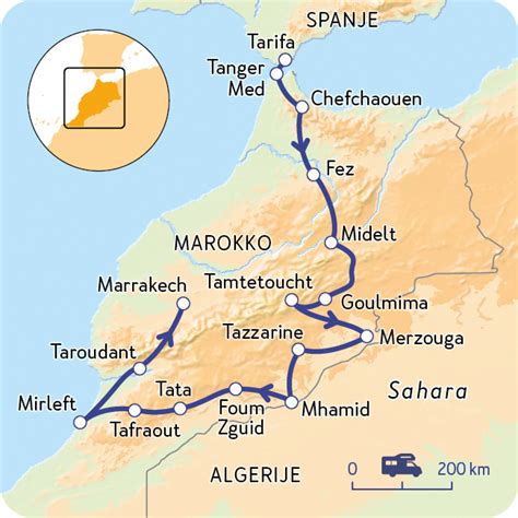 Kaart van Marokko met de belangrijkste koningssteden en toeristische routes gemarkeerd