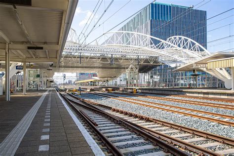 Overzicht van de faciliteiten op station Leiden Centraal