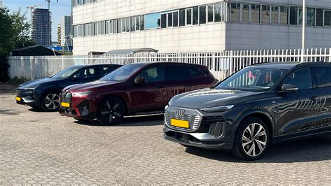 Verschillende soorten huurauto's op een rij