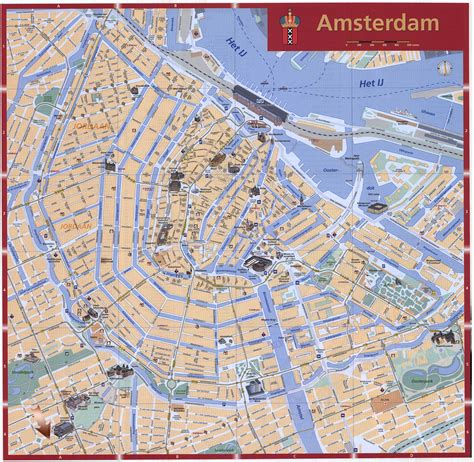 Kaart van Amsterdam met de locatie van het Centraal Station en omliggende gebieden gemarkeerd.