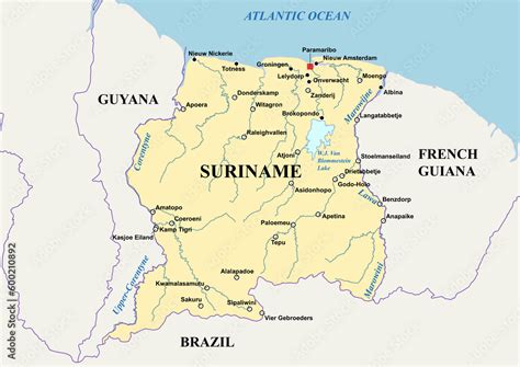 Een kaart van Suriname met de belangrijkste steden en natuurgebieden aangegeven.
