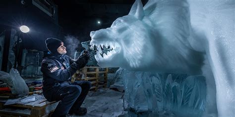 Indrukwekkende ijssculpturen op het festival in Brugge