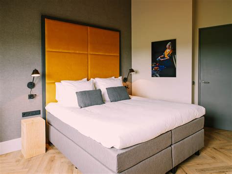 Interieur van een comfortabele gastenkamer bij De Vlaming