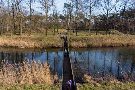 De Mozesbrug, een unieke attractie in de buurt van Landal De Brabantse Wal