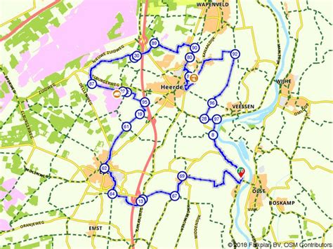 kaart van Zuid-Limburg met gemarkeerde wandel- en fietsroutes