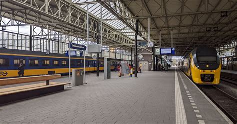 Een moderne Eurostar-trein op het station