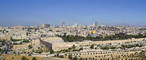 Gezicht op de Oude Stad van Jeruzalem met de Al-Aqsamoskee