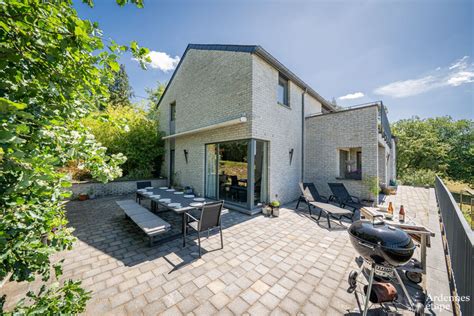 Panoramisch uitzicht vanuit de vakantiewoning over de Ardennen