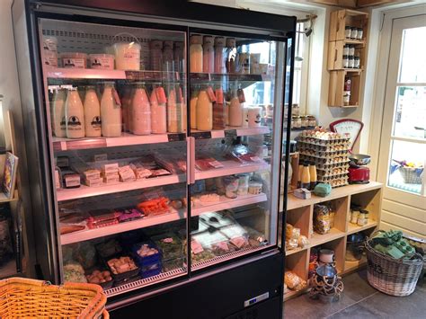 Boerderijwinkel met verse streekproducten